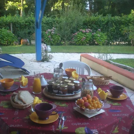Cafe Couette Du Seignanx Bed & Breakfast Saint-Martin-de-Seignanx